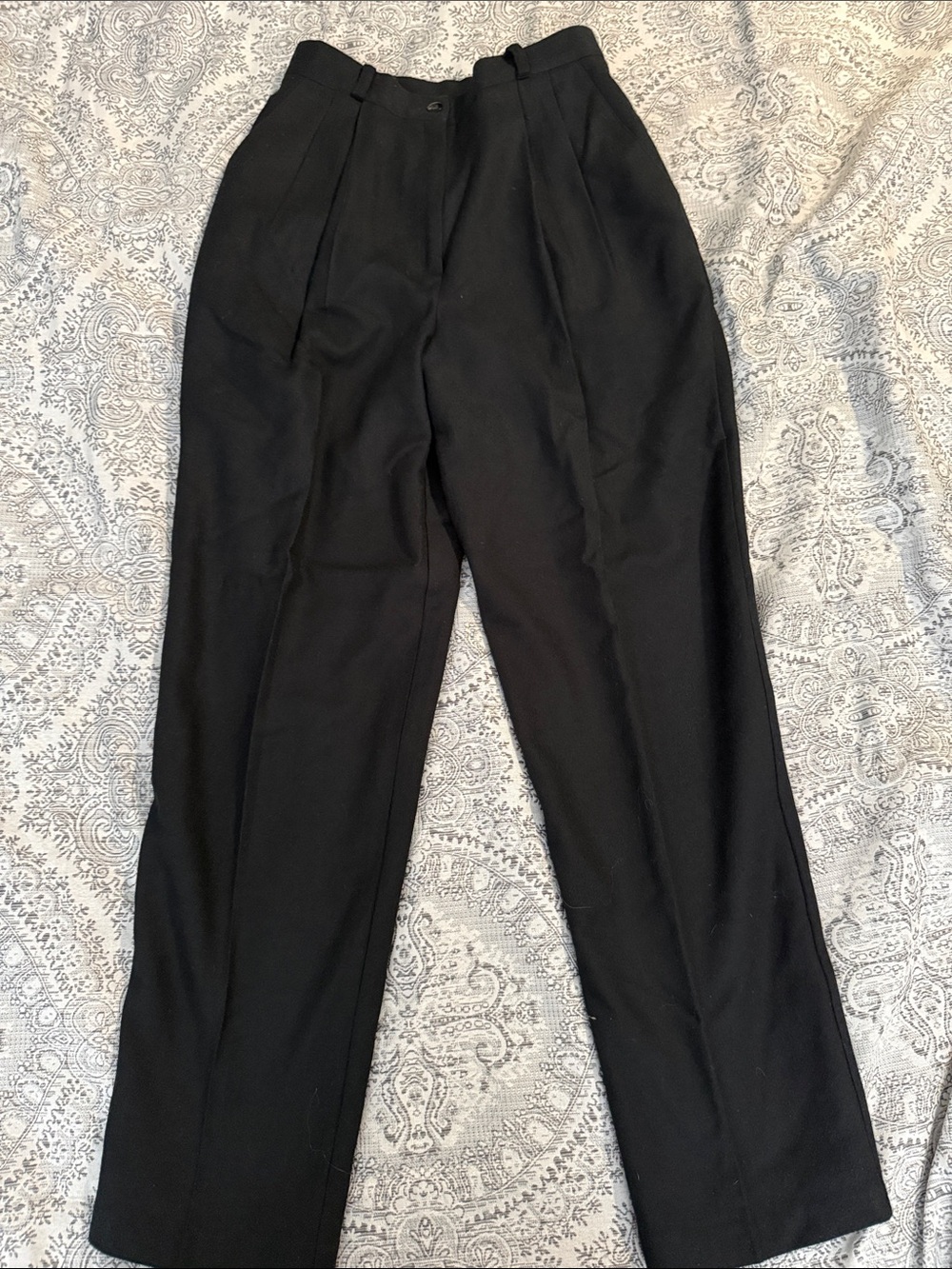 Requirements - Black Pleated Wool Dress Pants - Size 8